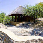 A guided wildlife tracking course at Mountain View Lodge, offering insight into animal behaviour and spoor identification.